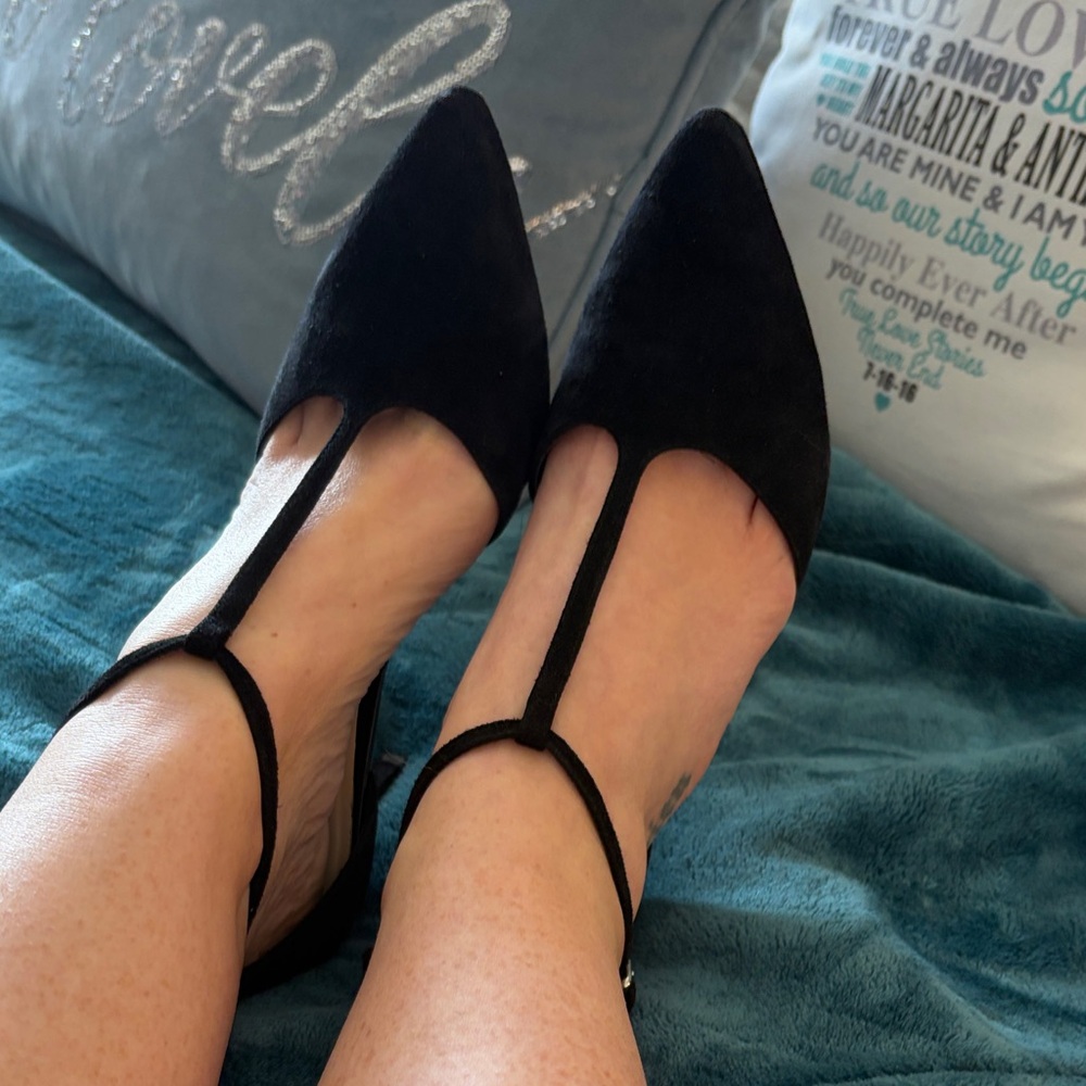 Black T-Strap Pointed Toe Women's Flats Mary Jane’s velvet size 6